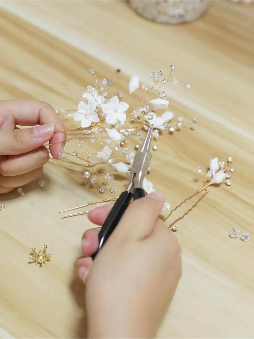 Women's Gold 2 6 Pieces Handmade Gold Leaf Pearls Flower Bridal Hair Bridesmaid